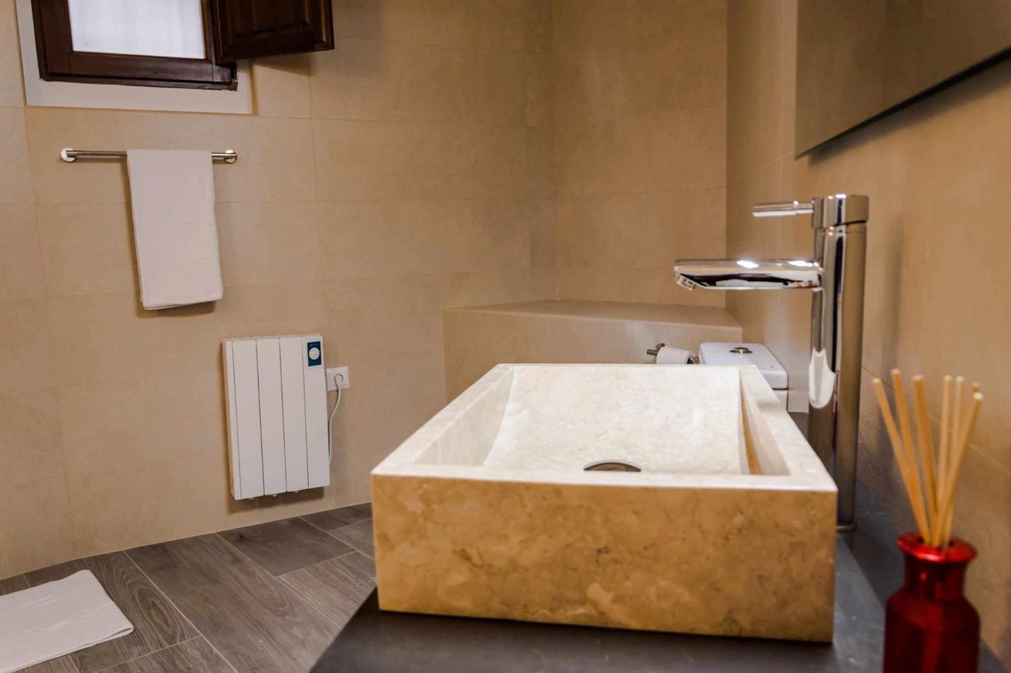 Casa Jarreta Azagra Albarracin Apartment ภายนอก รูปภาพ